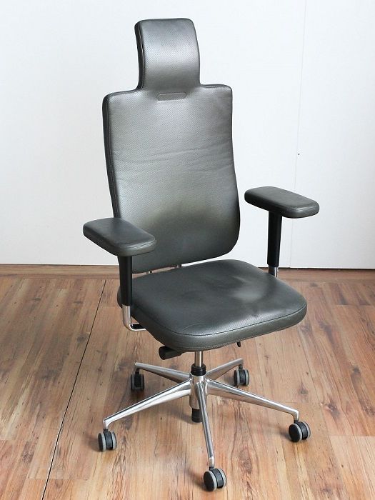 T-Chair